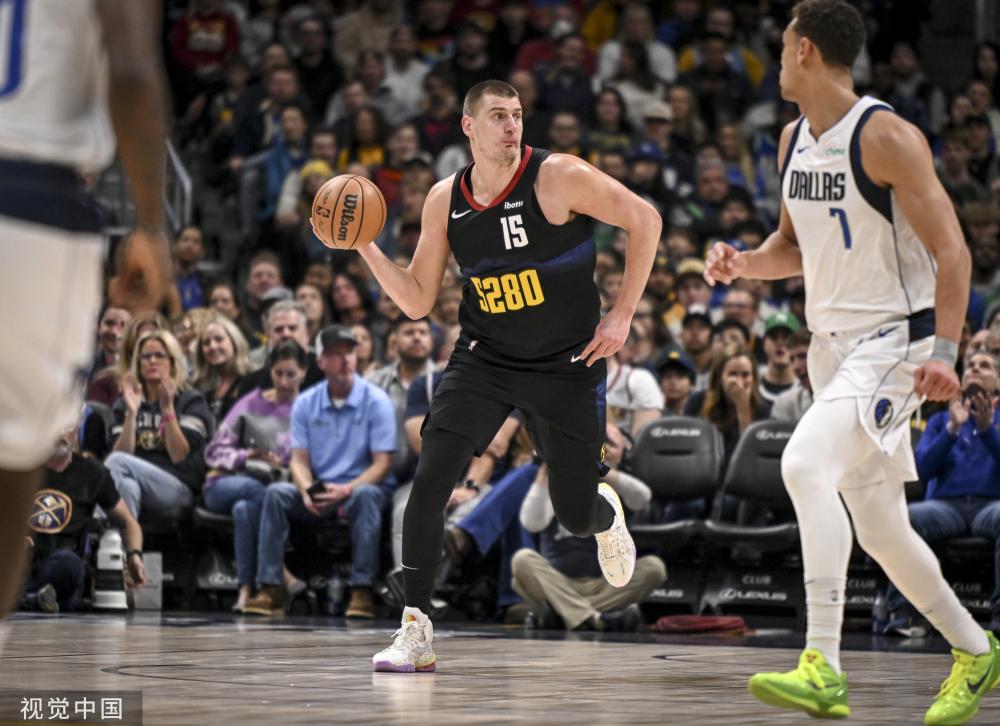 场比赛中展 场比赛中展